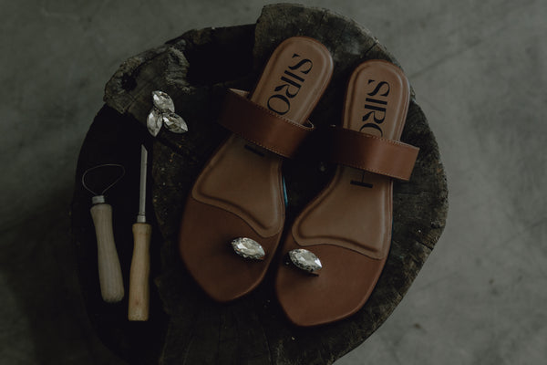 Heera Flats Tan