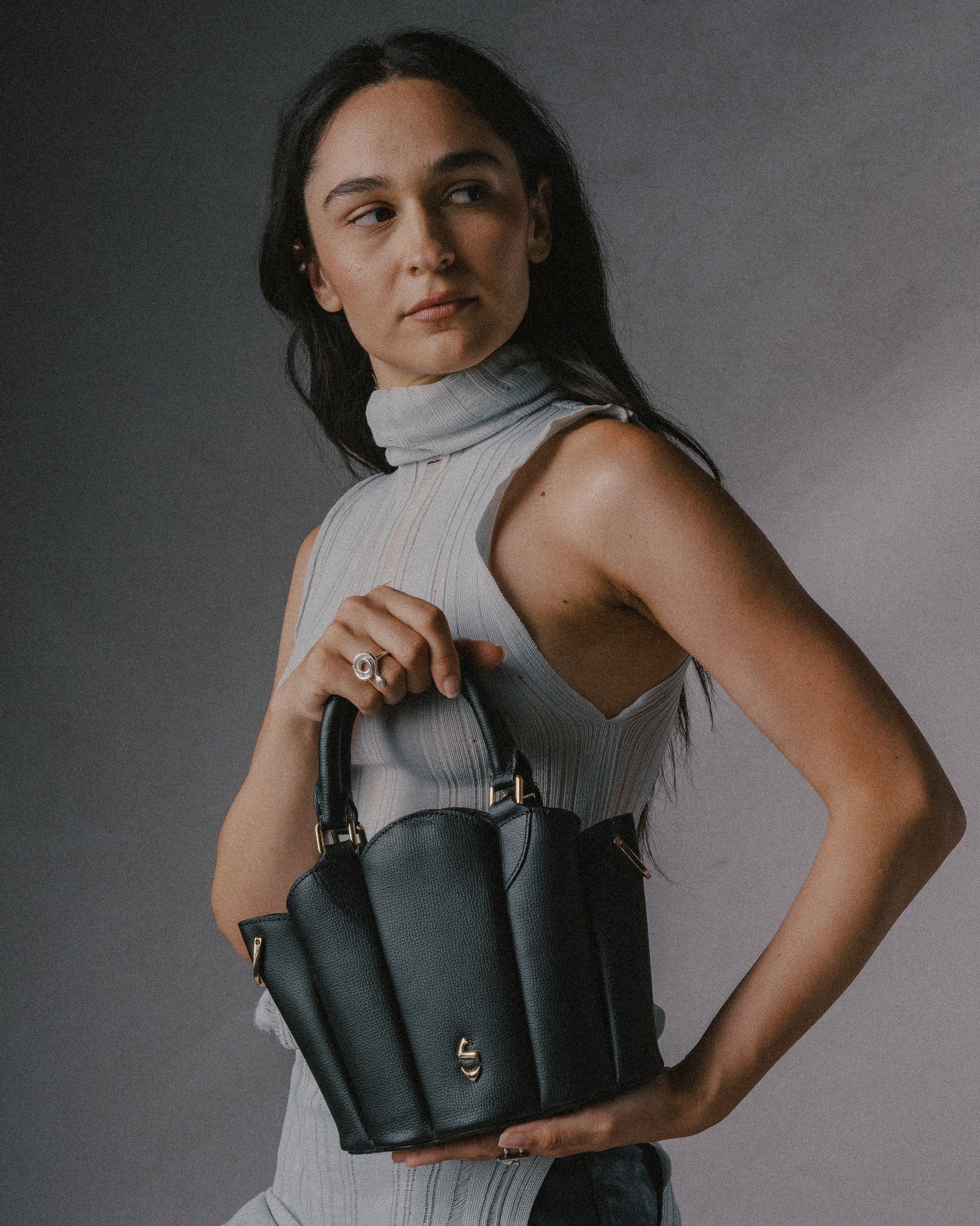 Padma Mini Black